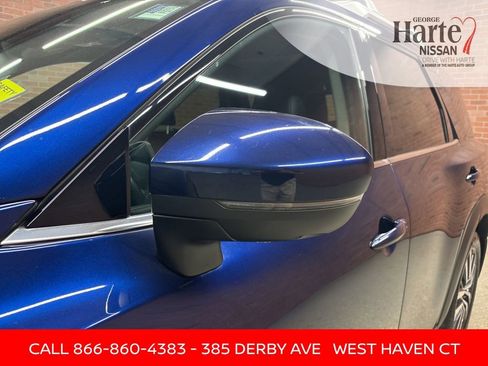 Certified 2022 Nissan Pathfinder Platinum w/ Cargo Package image 43