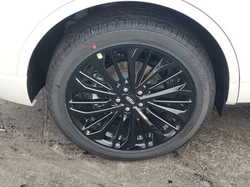 New 2026 Lincoln Corsair Premiere image 5