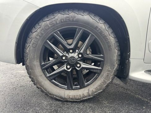 Used 2015 Lexus LX 570 4WD image 9