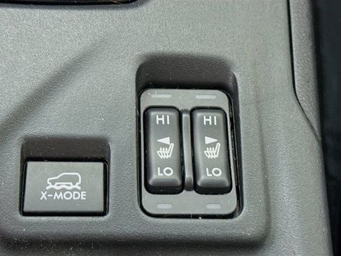 Used 2021 Subaru Crosstrek 2.5i Limited w/ Moonroof Package 2 AWD/4WD image 14