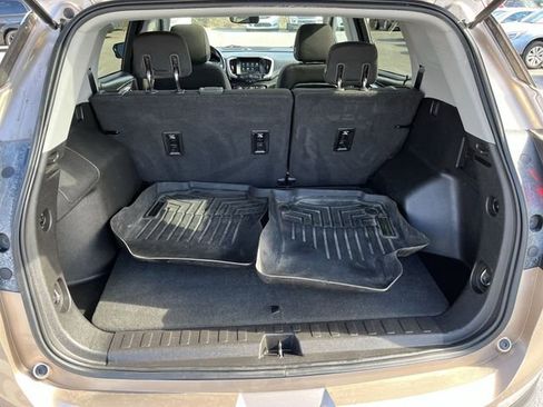 Used 2018 GMC Terrain SLE w/ Driver Convenience Package AWD/4WD image 21