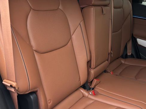 Certified 2026 Genesis GV70 2.5T Advanced image 41