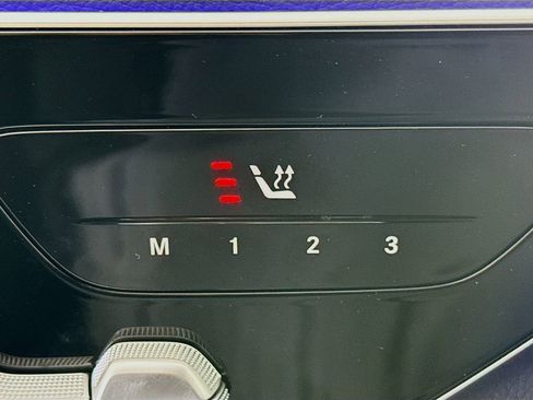 Used 2024 Mercedes-Benz GLC 300 4MATIC w/ Advanced USB Package image 21