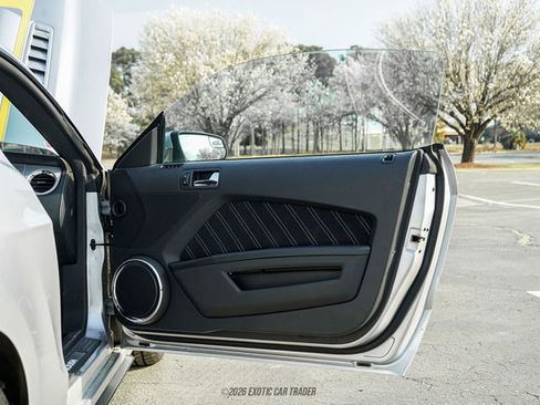 Used 2014 Ford Mustang GT Premium image 32