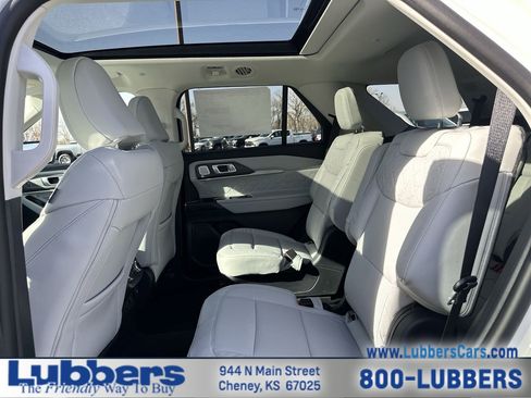 New 2026 Ford Explorer Platinum w/ LUX Leather Package image 21