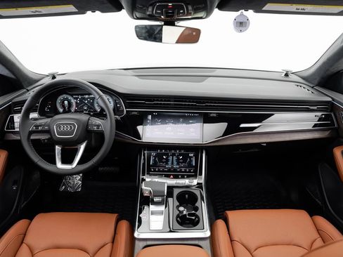 Certified 2025 Audi Q8 Prestige w/ Prestige Package image 26