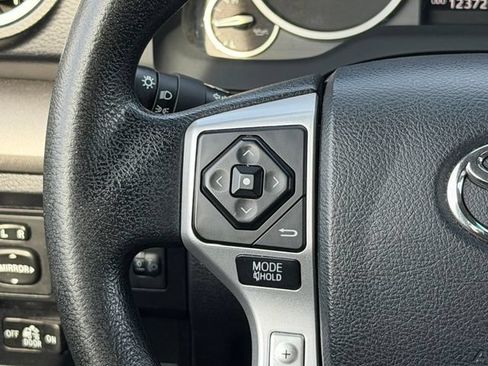 Used 2017 Toyota Tundra SR AWD/4WD image 27