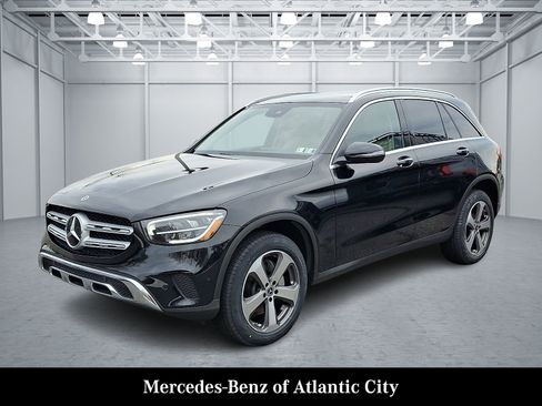 Certified 2022 Mercedes-Benz GLC 300 4MATIC image 3