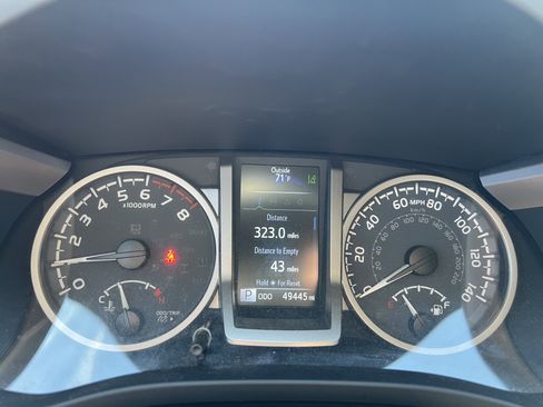 Used 2022 Toyota Tacoma SR5 image 11