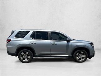Used 2023 Honda Pilot EX-L video 4