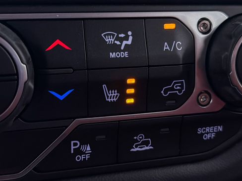 Used 2024 Jeep Wrangler Rubicon 392 image 7