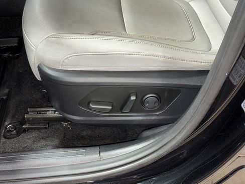 Used 2025 Hyundai Santa Cruz SEL AWD/4WD image 22