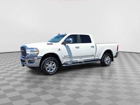 Used 2021 RAM 3500 Laramie AWD/4WD image 4