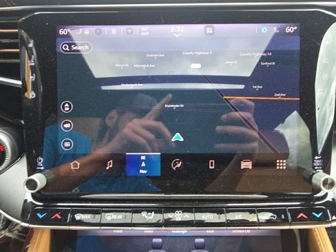 Certified 2025 Jeep Grand Wagoneer L Series III w/ Rear Seat Video Group 1 AWD/4WD image 21