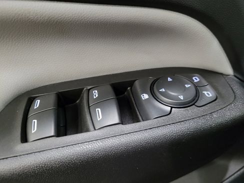 Used 2022 Chevrolet Equinox LS AWD/4WD image 27