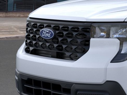 New 2025 Ford Maverick XL w/ Equipment Group 101A image 18