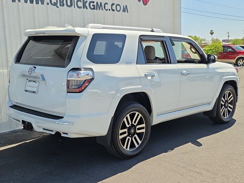 Used 2020 Toyota 4Runner Limited AWD/4WD image 9
