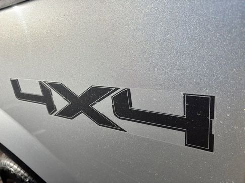 Used 2014 Ford F150 XLT w/ Trailer Tow Package image 10