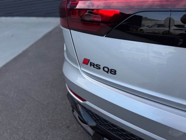 Used 2026 Audi RS Q8 performance AWD/4WD image 41