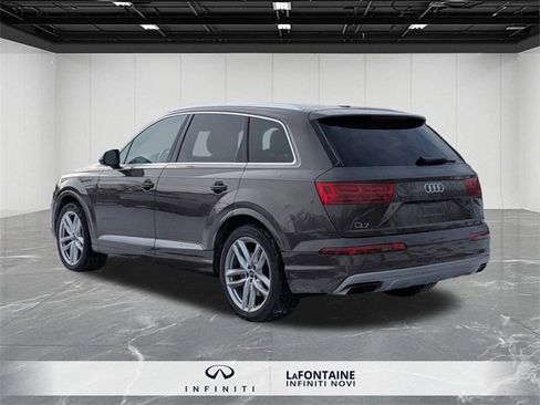 Used 2018 Audi Q7 3.0T Prestige w/ Prestige Package image 3