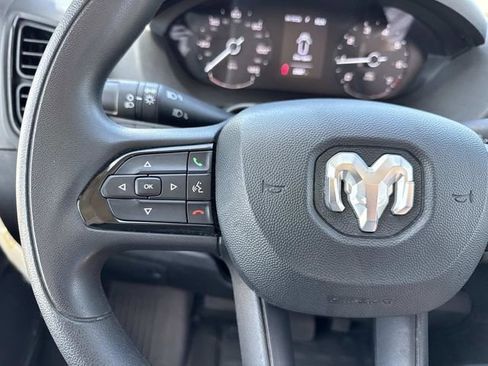 Used 2024 RAM ProMaster 2500 w/ Convenience Group image 25