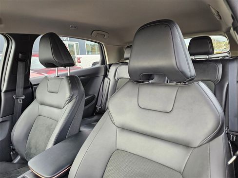 Certified 2024 Nissan Ariya AWD image 15