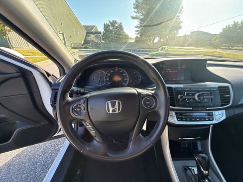 Used 2014 Honda Accord Sport image 20