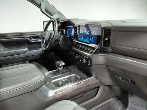 Certified 2023 Chevrolet Silverado 1500 LTZ w/ LTZ Convenience Package II image 29