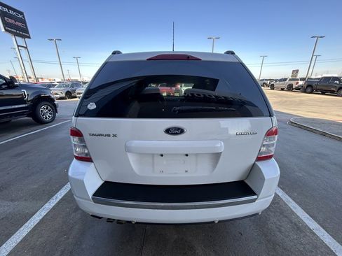 Used 2008 Ford Taurus X Limited image 3