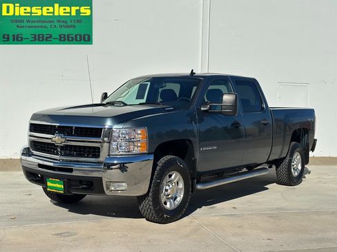 Used 2008 Chevrolet Silverado 2500 LT w/ 1LT Convenience Package image 1