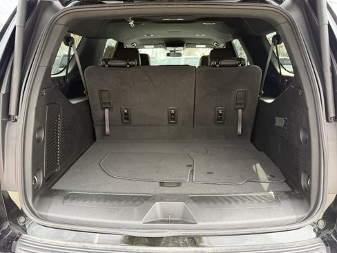 Used 2024 GMC Yukon XL SLT image 31
