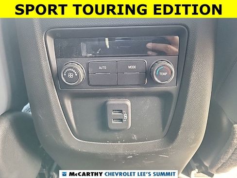 Used 2023 Buick Enclave Essence w/ Experience Buick Package image 22