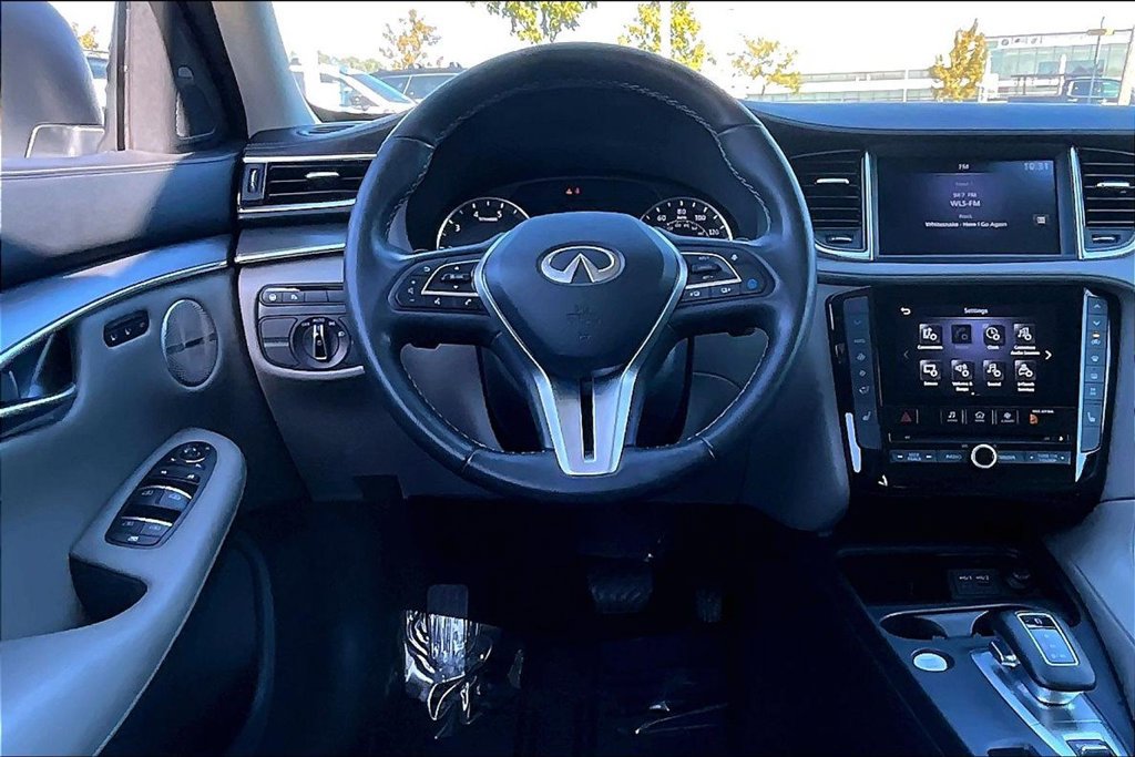 Certified 2024 INFINITI QX50 Luxe AWD/4WD image 17