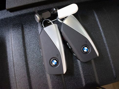 New 2026 BMW X5 xDrive40i w/ Climate Comfort Package image 28