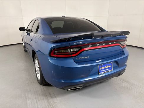 Used 2022 Dodge Charger SXT RWD image 6