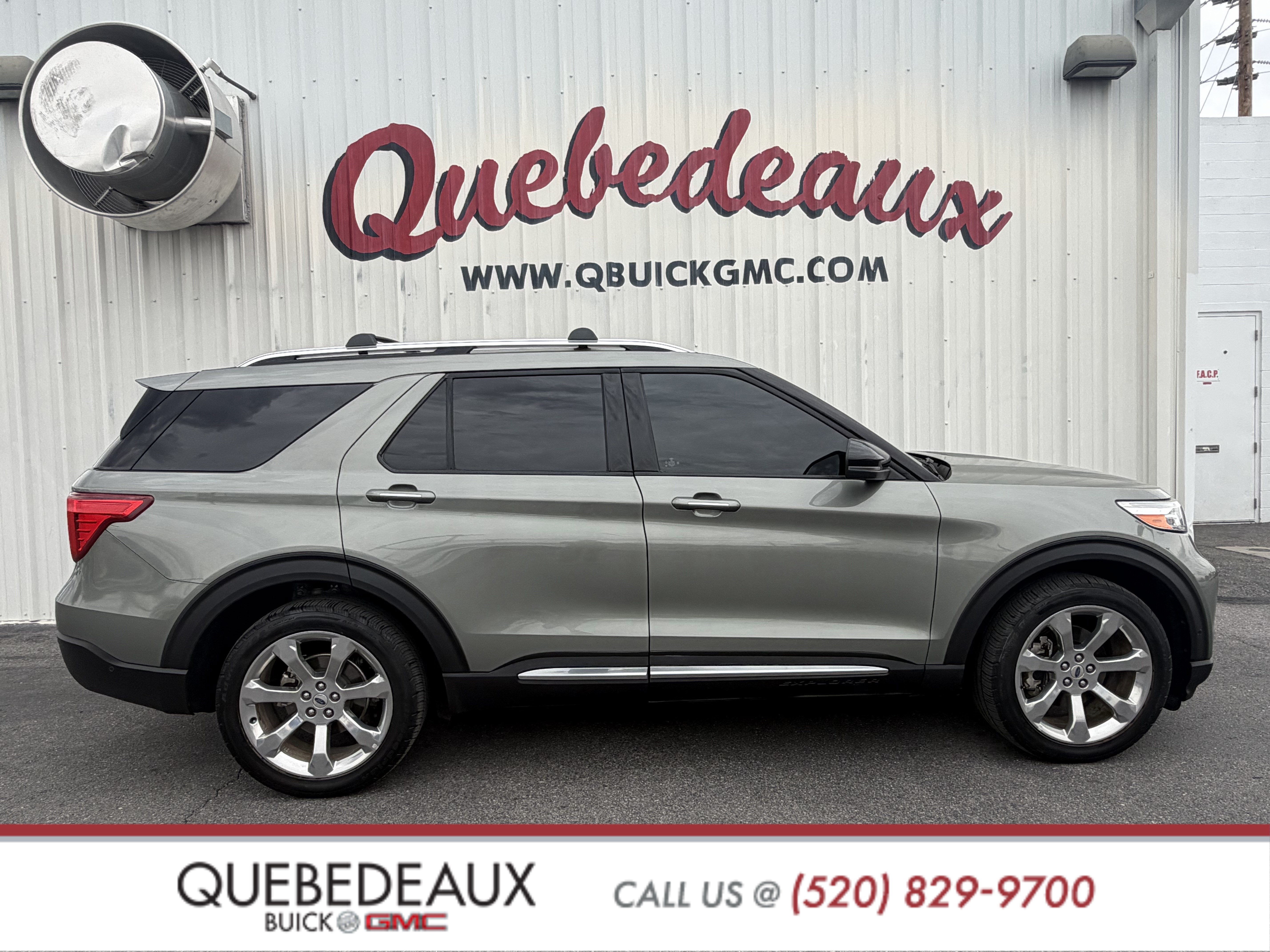 Used 2020 Ford Explorer Platinum w/ Premium Technology Package AWD/4WD image 7