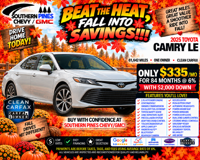 Used 2025 Toyota Camry LE FWD image 5