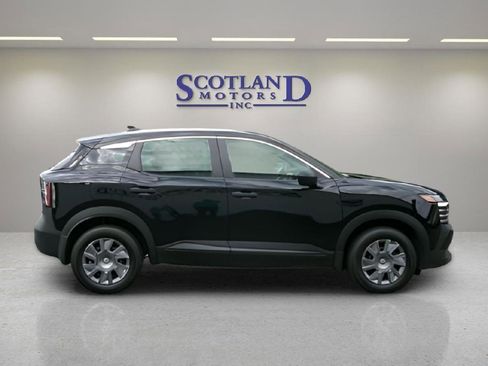 Used 2025 Nissan Kicks S AWD/4WD image 5