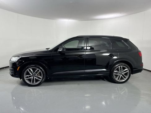 Used 2018 Audi Q7 3.0T Prestige w/ Prestige Package AWD/4WD image 2