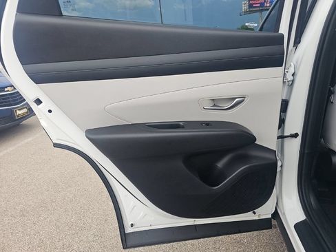 Used 2025 Hyundai Tucson SEL AWD/4WD image 27