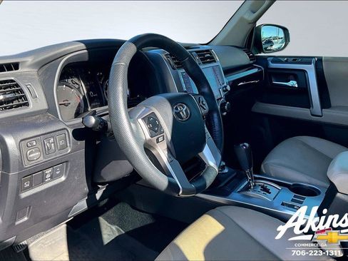 Used 2024 Toyota 4Runner Limited image 13