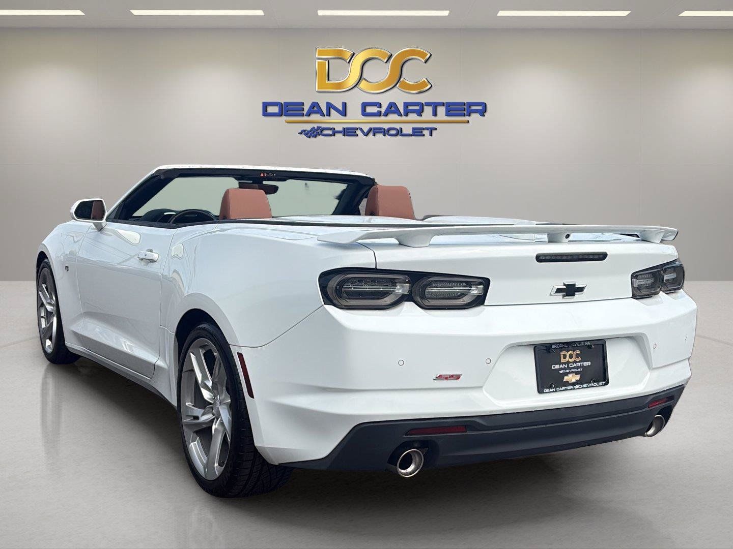 Used 2021 Chevrolet Camaro SS RWD image 4