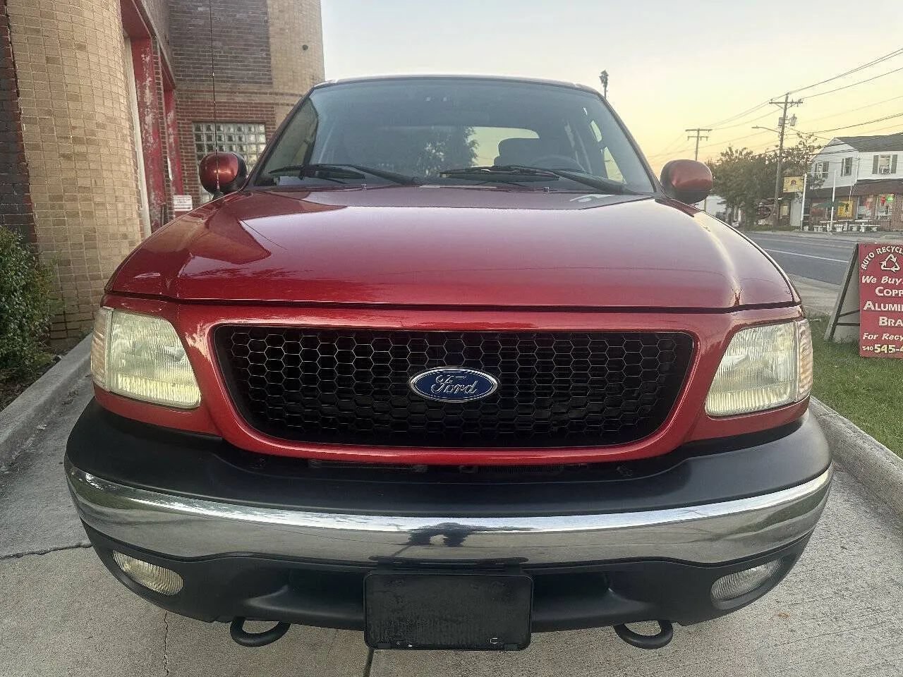 Used 2003 Ford F150 XLT AWD/4WD image 3