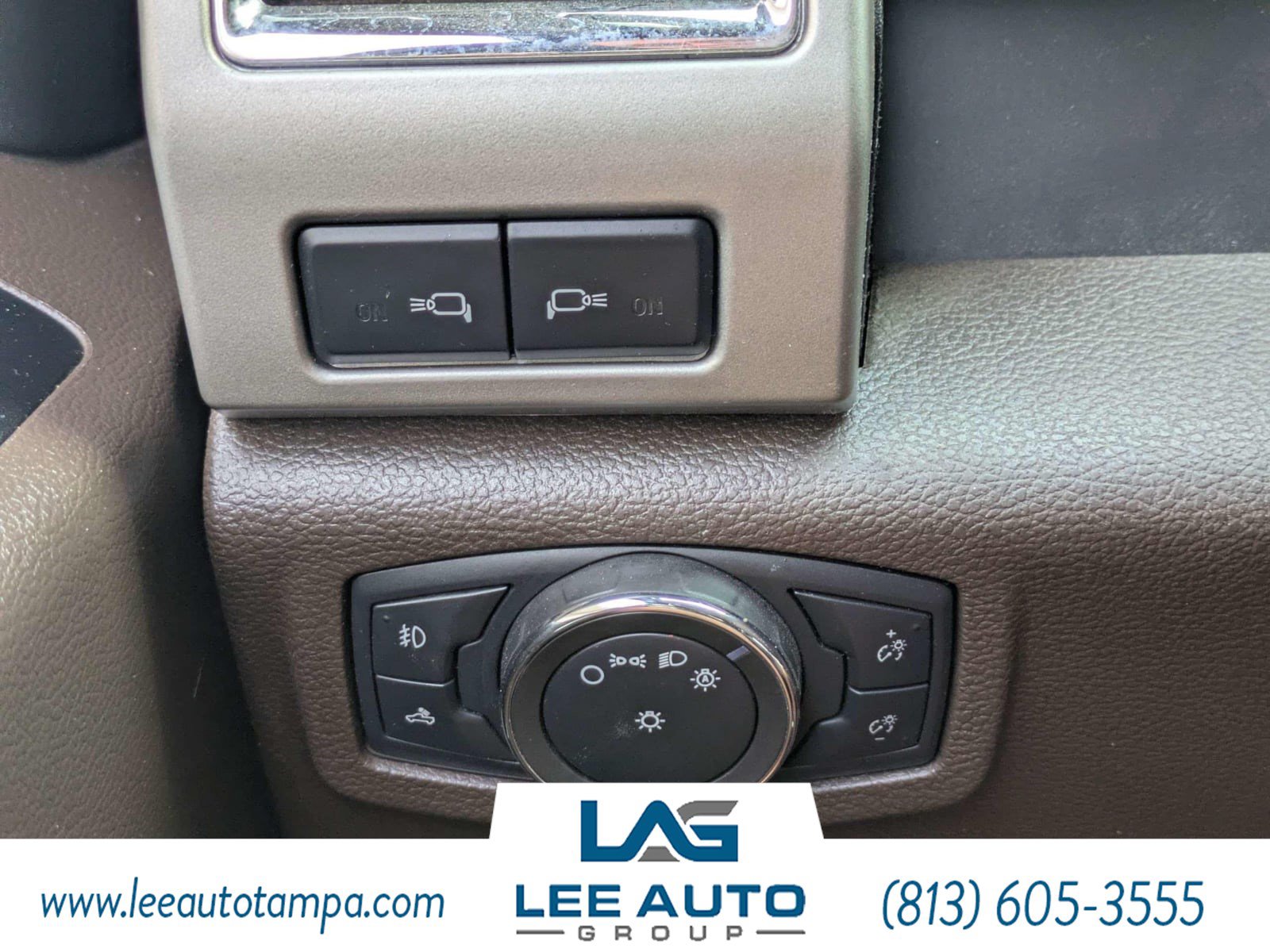 Used 2015 Ford F150 King Ranch w/ Equipment Group 601A Luxury AWD/4WD image 23