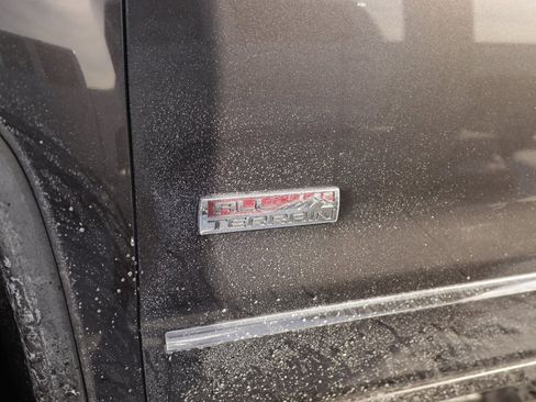 Used 2015 GMC Sierra 1500 SLT w/ All-Terrain Package image 2