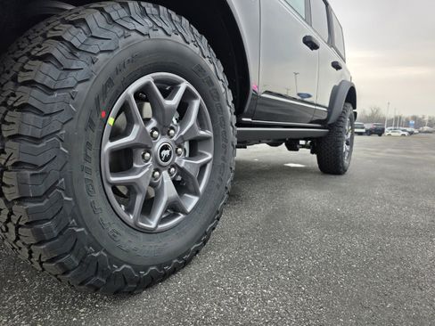New 2025 Ford Bronco Badlands image 29