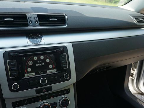 Used 2013 Volkswagen CC Sport Plus FWD image 16