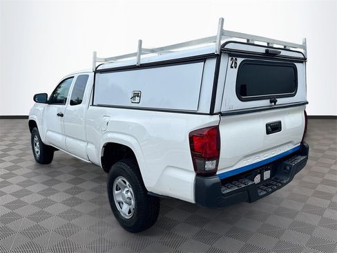 Used 2021 Toyota Tacoma SR image 6