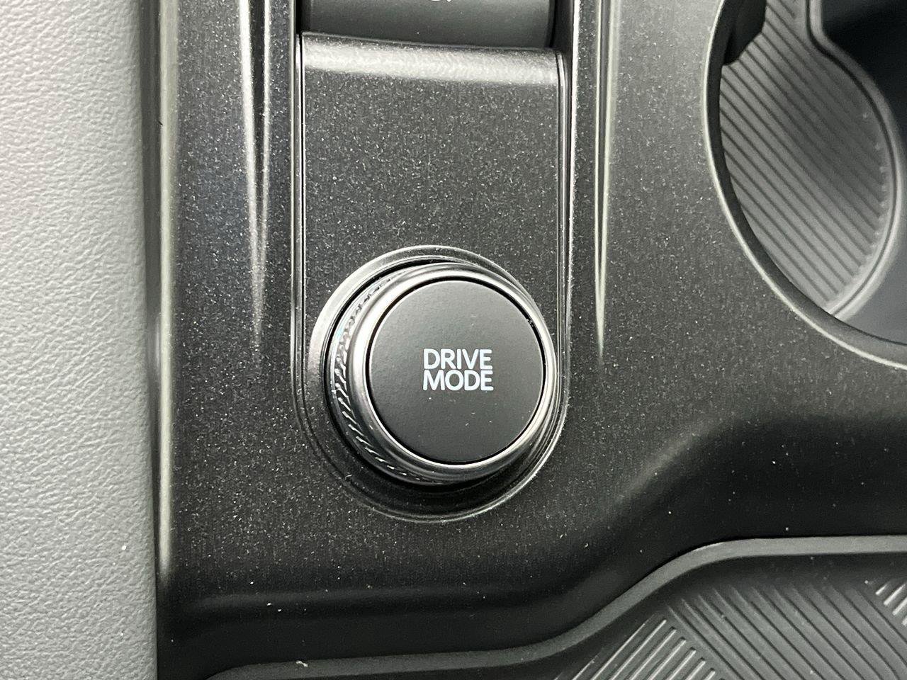 Used 2026 Ford Explorer Active w/ Active Comfort Package AWD/4WD image 17