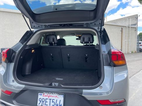 Used 2025 Buick Encore GX Preferred image 32